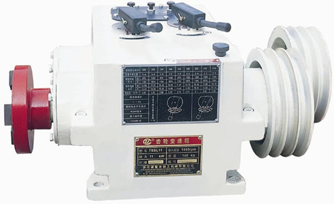 MLGQ-C&times;2  series Gas Pressure Automatic Rubber Roller Rice Thresher